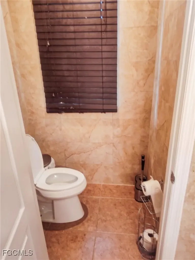 3327 NW 1st Street Cape Coral FL 33993