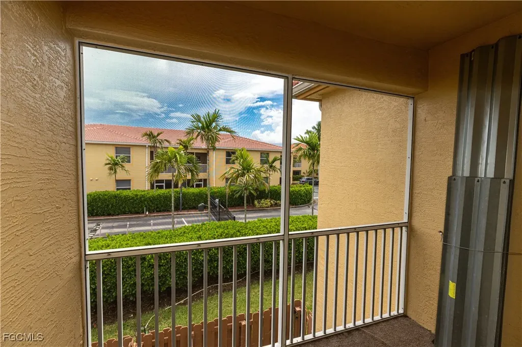 4275 Bellasol Circle Fort Myers FL 33916