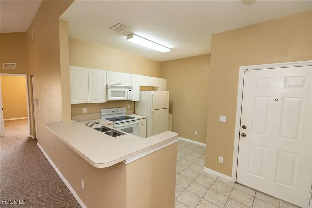 4275 Bellasol Circle Fort Myers FL 33916