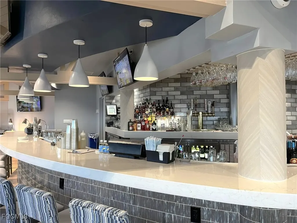 9548 Mariners Cove Lane Fort Myers FL 33919