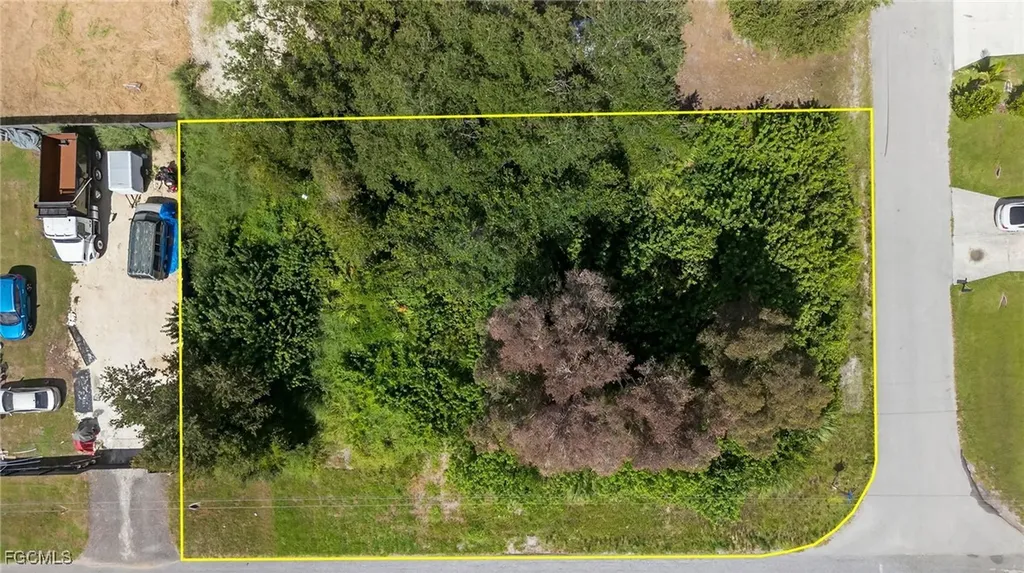 3001 42nd Street SW Lehigh Acres FL 33976