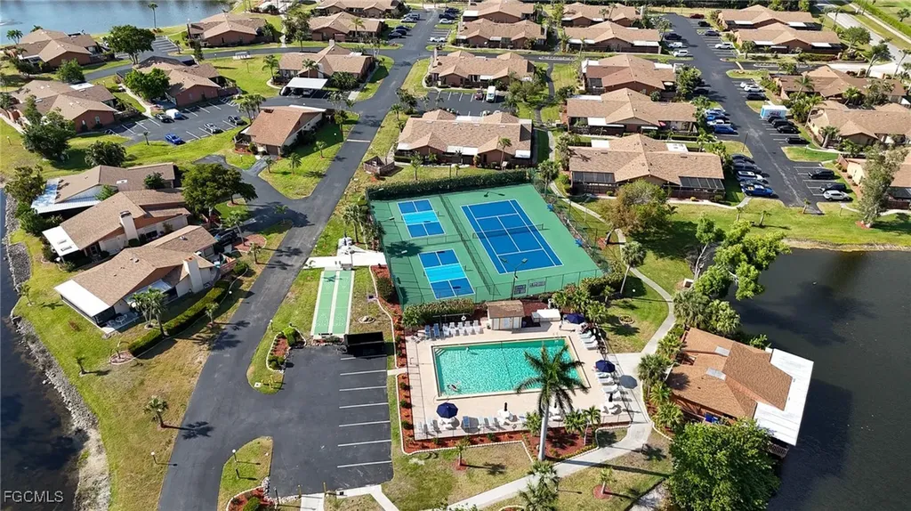 6332 Royal Woods Drive Fort Myers FL 33908