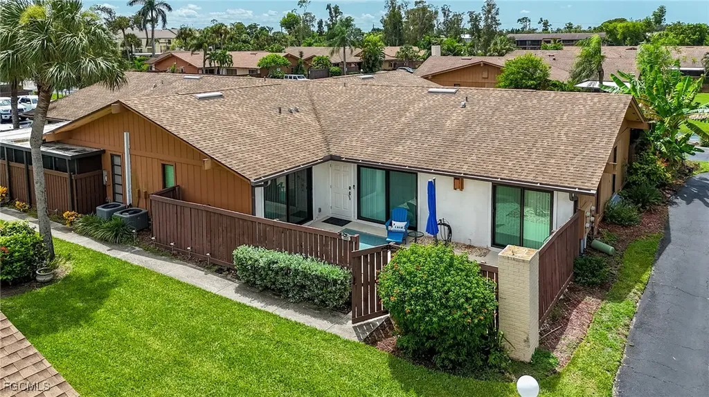 6332 Royal Woods Drive Fort Myers FL 33908