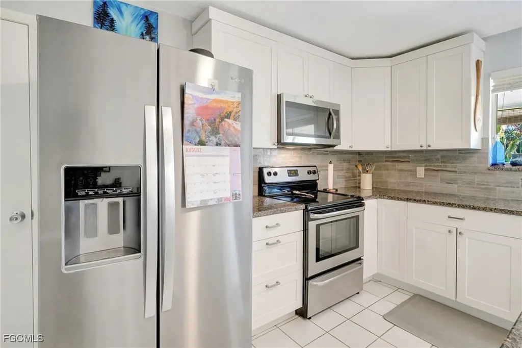 1012 SW 51st Terrace Cape Coral FL 33914