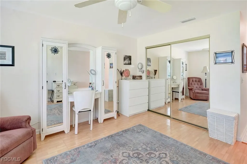 1012 SW 51st Terrace Cape Coral FL 33914