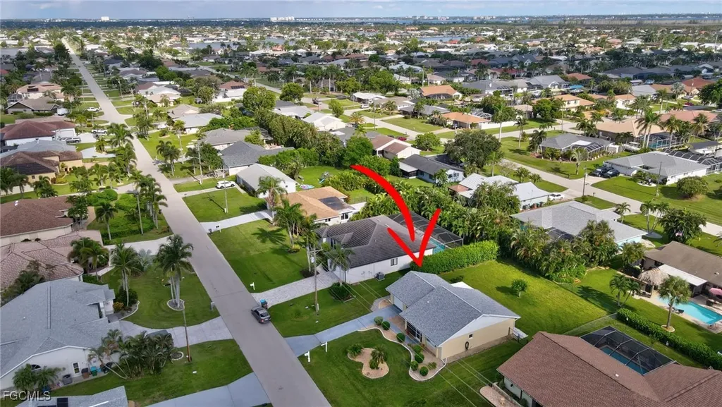 1012 SW 51st Terrace Cape Coral FL 33914