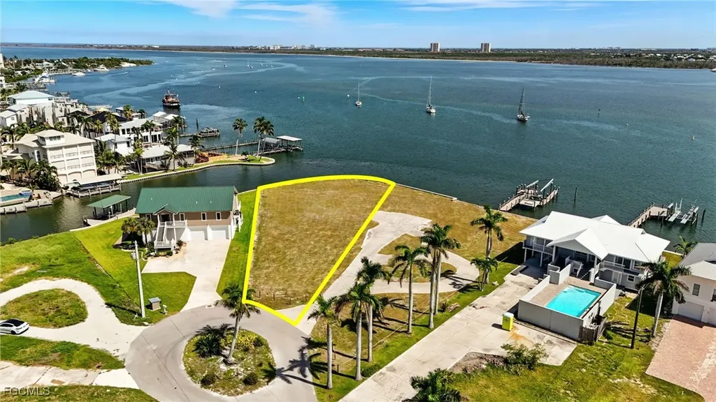 645 Matanzas Court Fort Myers Beach FL 33931
