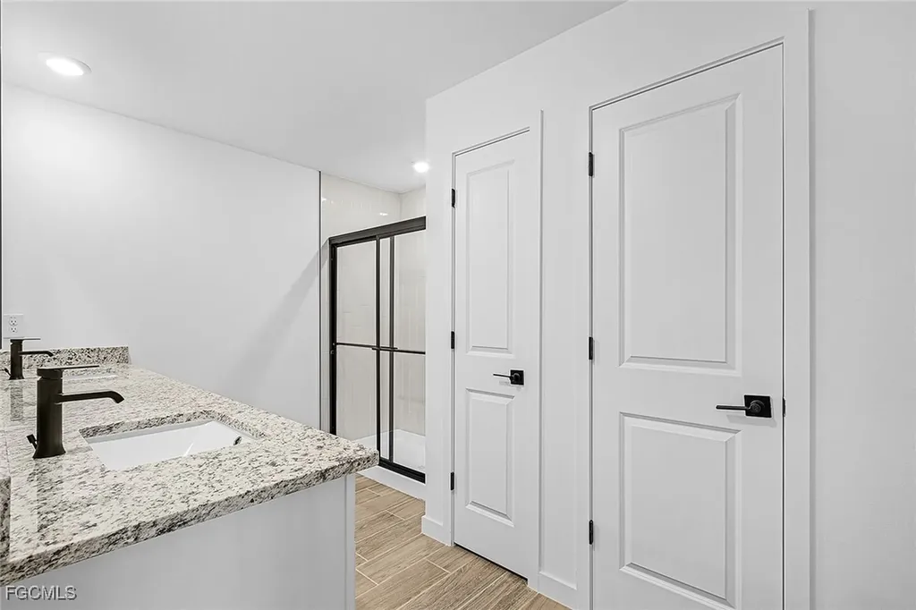 156 Yager Circle Fort Myers FL 33913