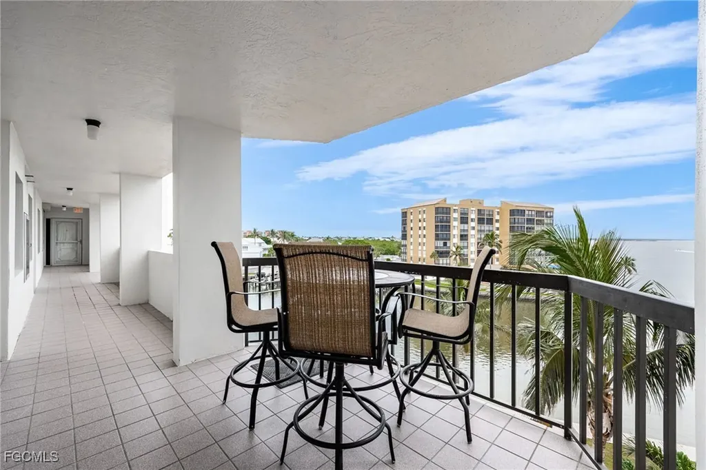 4265 Bay Beach Lane Fort Myers Beach FL 33931