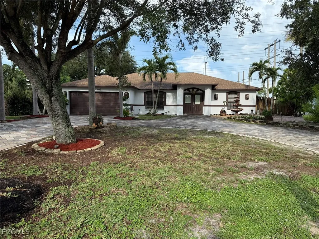 27120 Pinecrest Lane Bonita Springs FL 34135