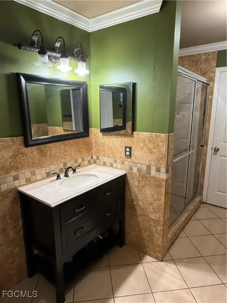 27120 Pinecrest Lane Bonita Springs FL 34135