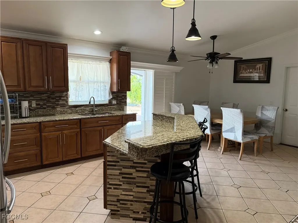 27120 Pinecrest Lane Bonita Springs FL 34135