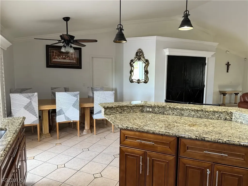 27120 Pinecrest Lane Bonita Springs FL 34135