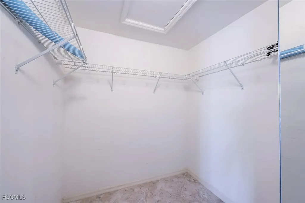 242 Newport Drive Naples FL 34114