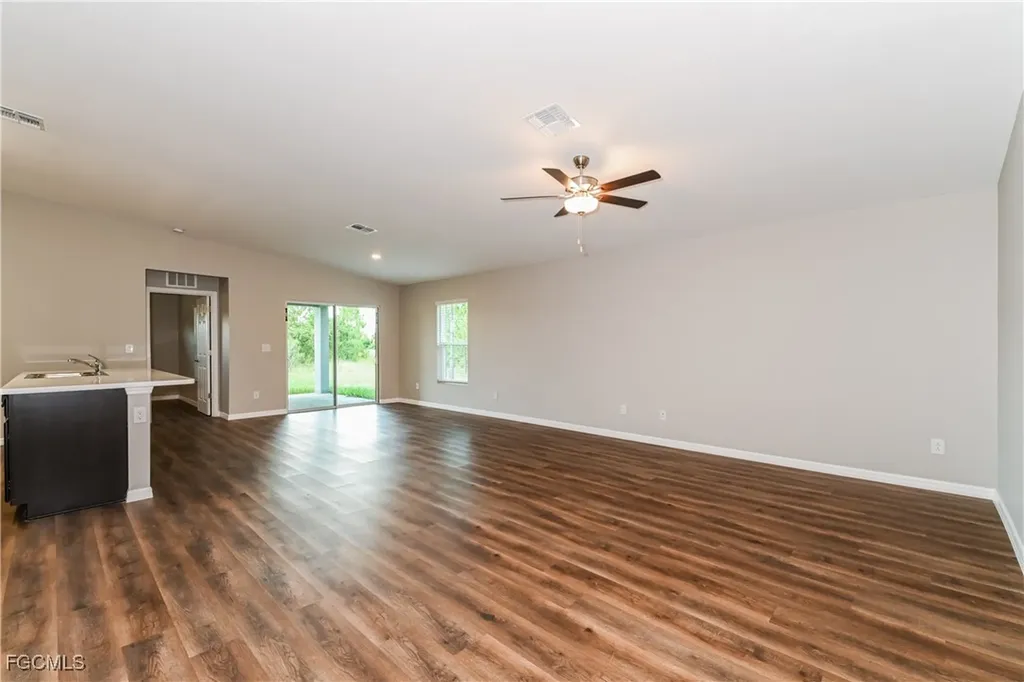 3507 26th Street SW Lehigh Acres FL 33976