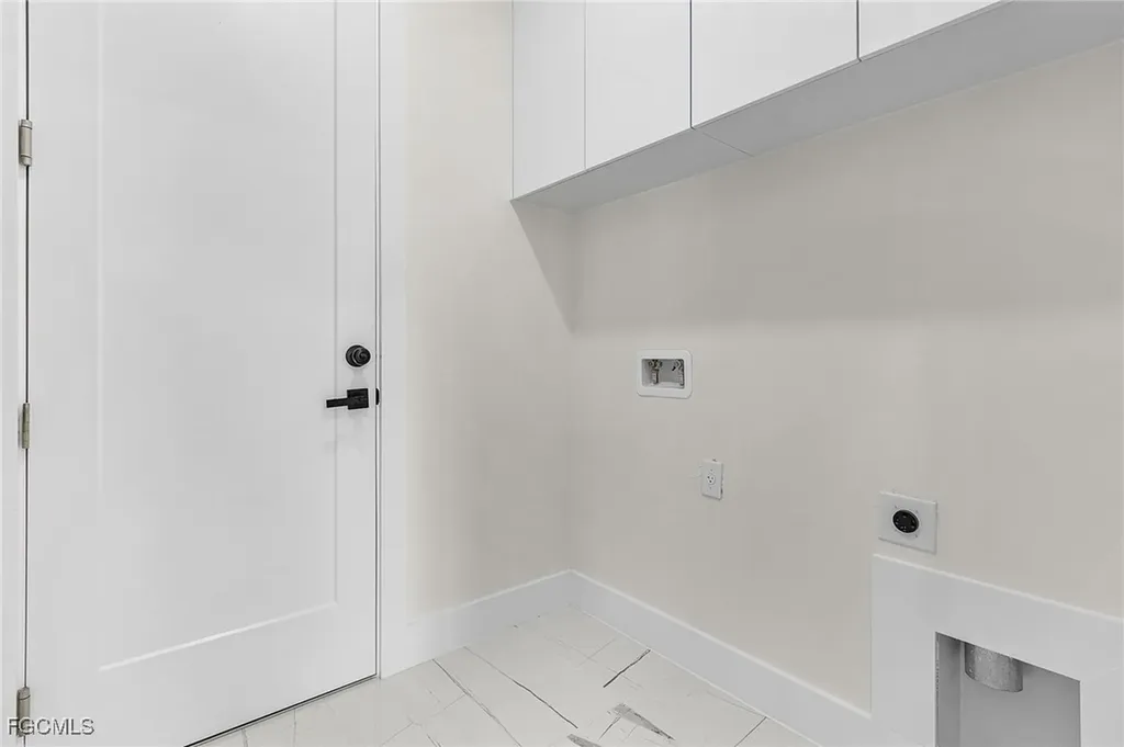 3324 Santa Barbara Boulevard N Cape Coral FL 33993