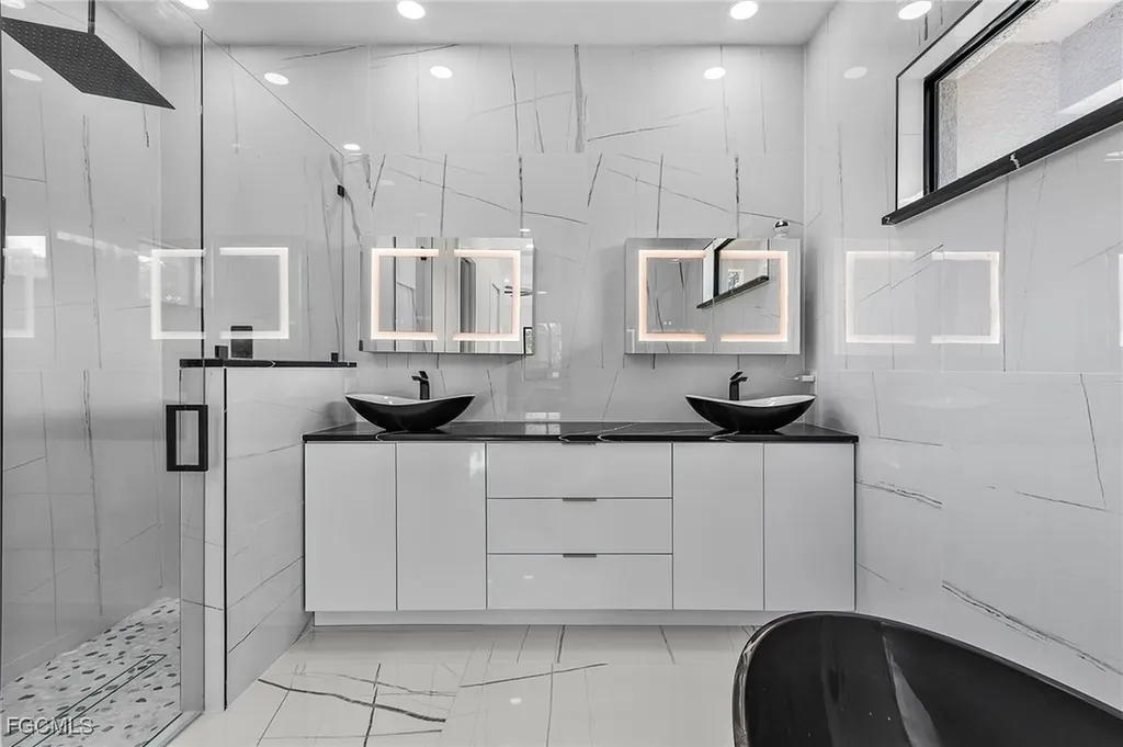 3324 Santa Barbara Boulevard N Cape Coral FL 33993