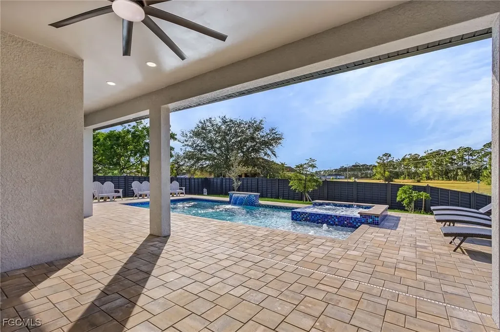 3324 Santa Barbara Boulevard N Cape Coral FL 33993