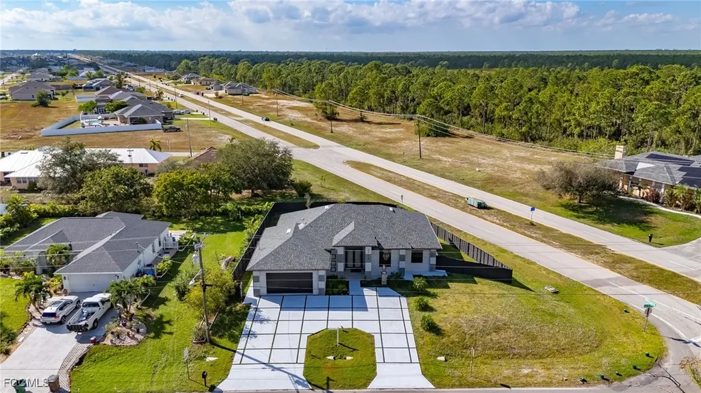 3324 Santa Barbara Boulevard N Cape Coral FL 33993