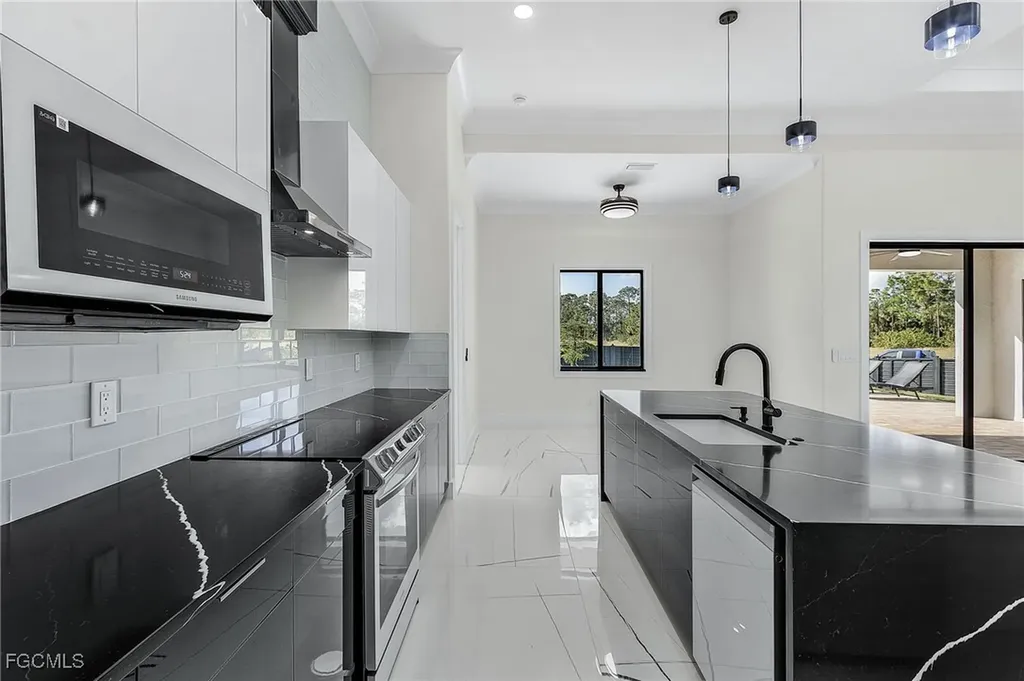 3324 Santa Barbara Boulevard N Cape Coral FL 33993