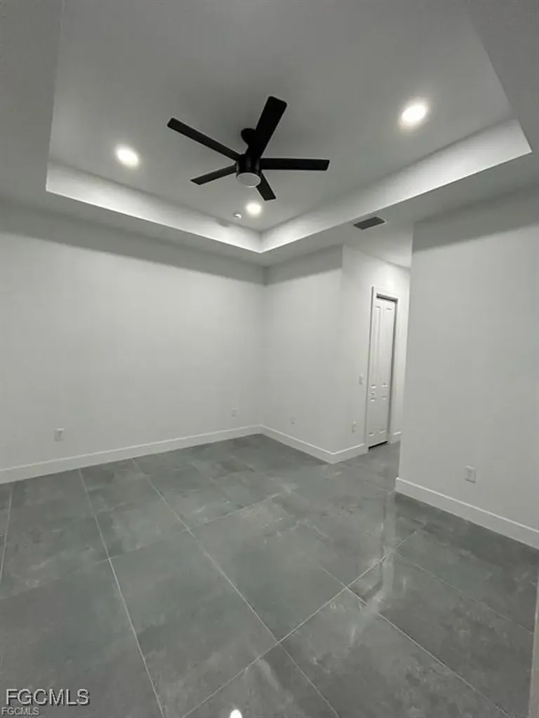 3631 NE 11th Place Cape Coral FL 33909