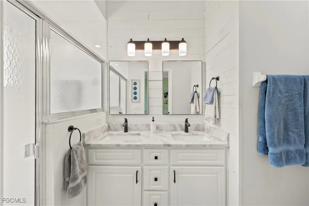 10720 Aqua Surf Court Estero FL 33928