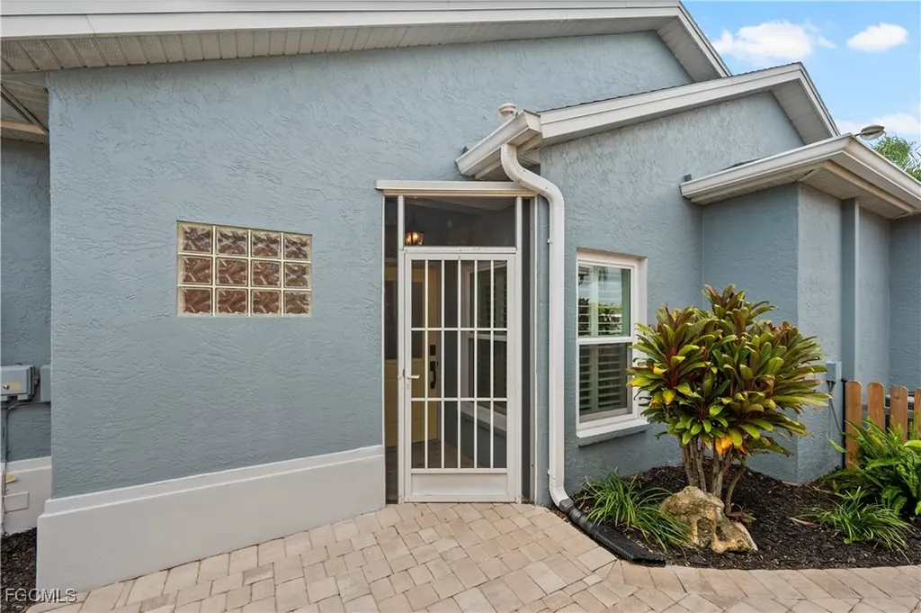 10720 Aqua Surf Court Estero FL 33928