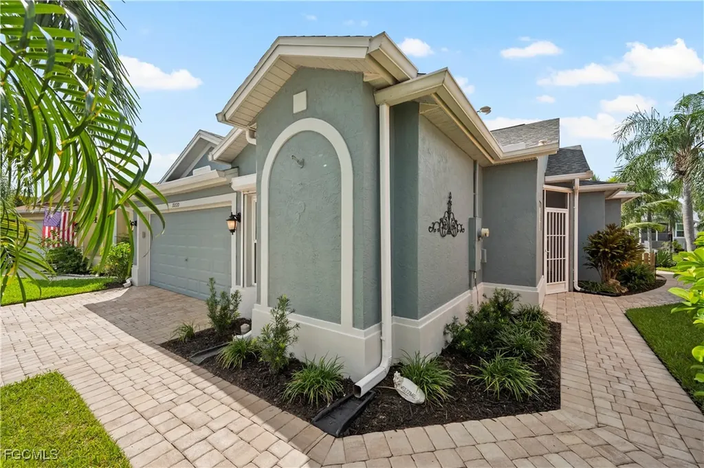 10720 Aqua Surf Court Estero FL 33928