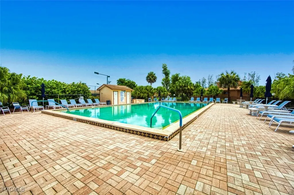 6494 Royal Woods Drive Fort Myers FL 33908