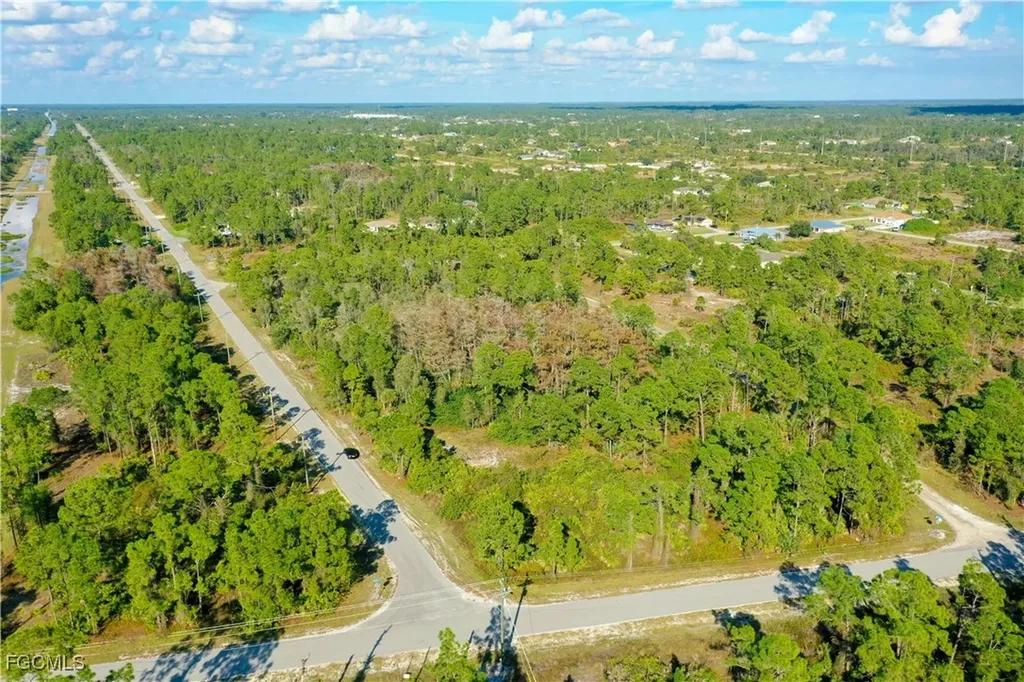 1047 Anaconda Avenue S Lehigh Acres FL 33974