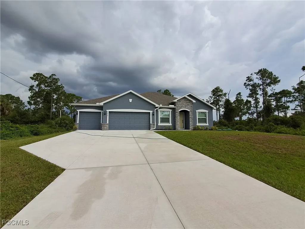 1018 Fayette Avenue Lehigh Acres FL 33974