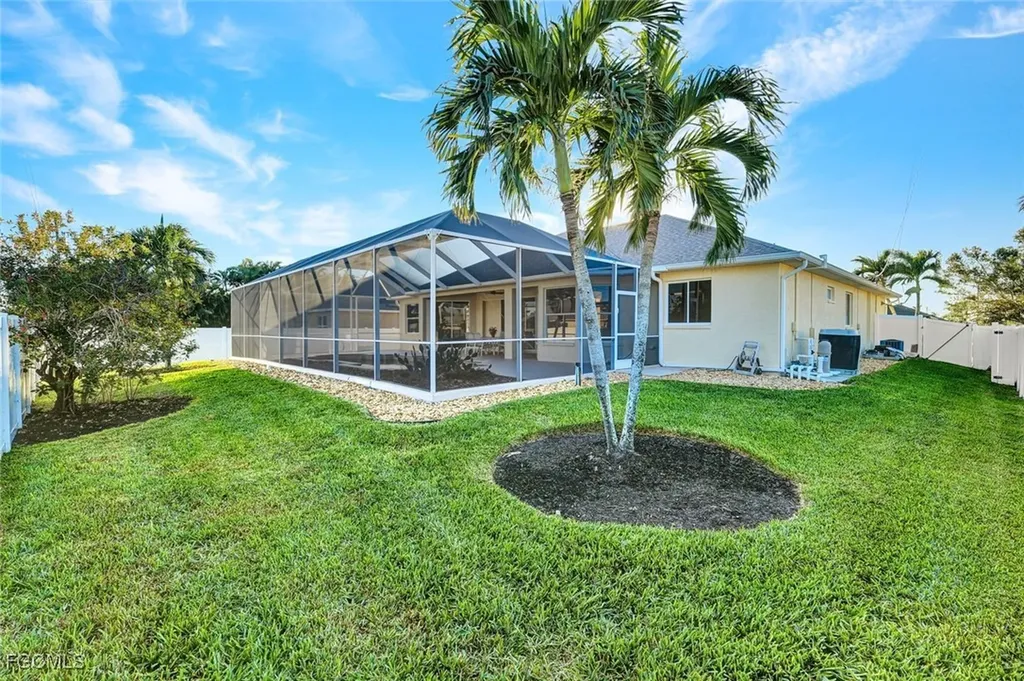 3917 SW 20th Place Cape Coral FL 33914