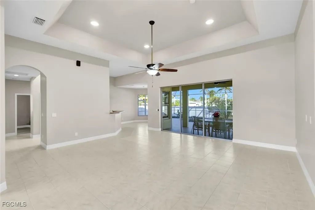 3917 SW 20th Place Cape Coral FL 33914