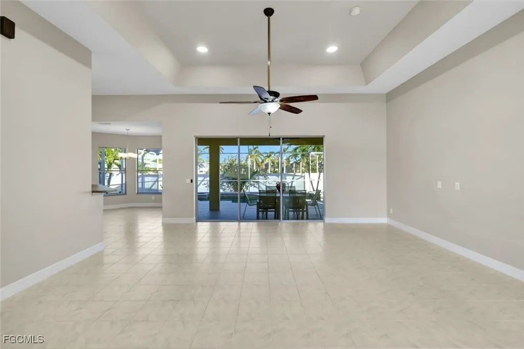 3917 SW 20th Place Cape Coral FL 33914