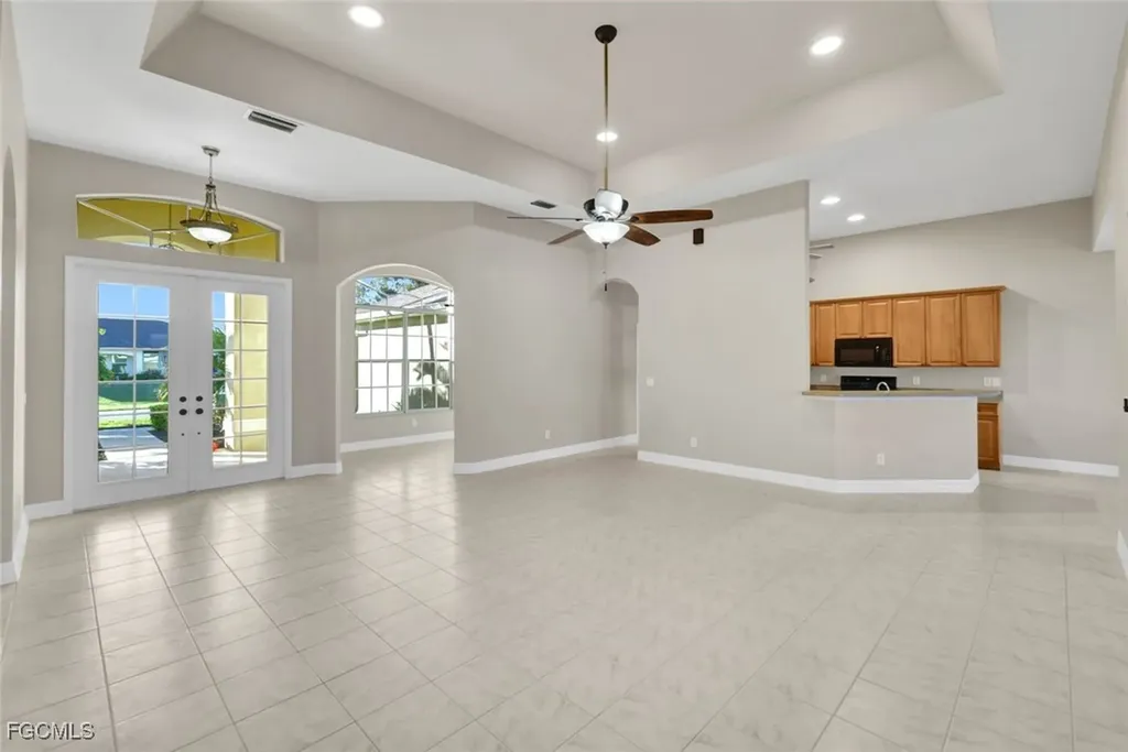 3917 SW 20th Place Cape Coral FL 33914
