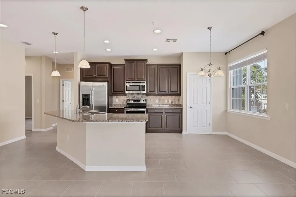 18206 Creekside Preserve Loop Fort Myers FL 33908