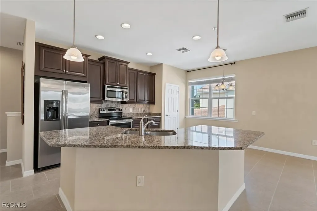 18206 Creekside Preserve Loop Fort Myers FL 33908