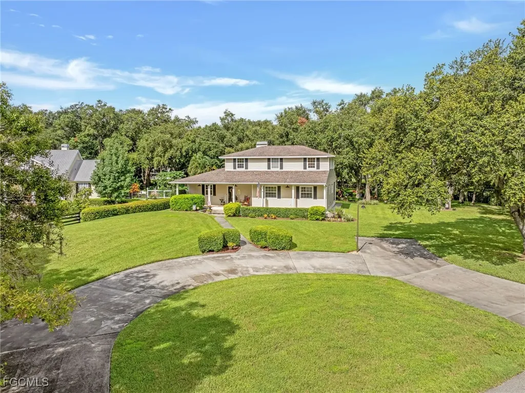 4691 Long Lake Drive Fort Myers FL 33905