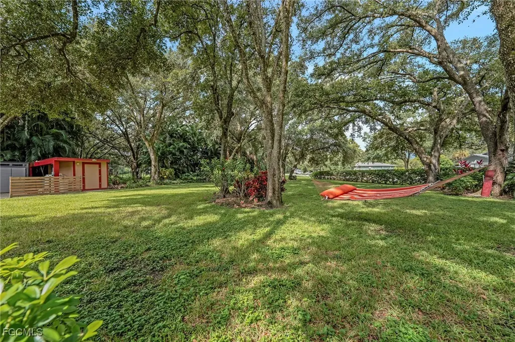 4691 Long Lake Drive Fort Myers FL 33905