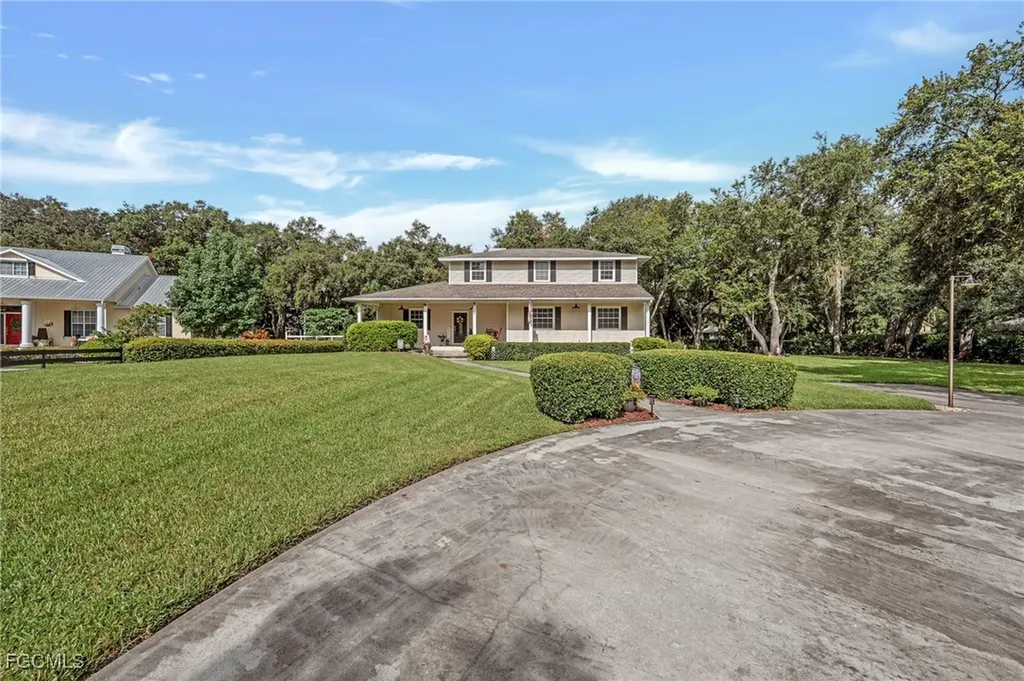 4691 Long Lake Drive Fort Myers FL 33905