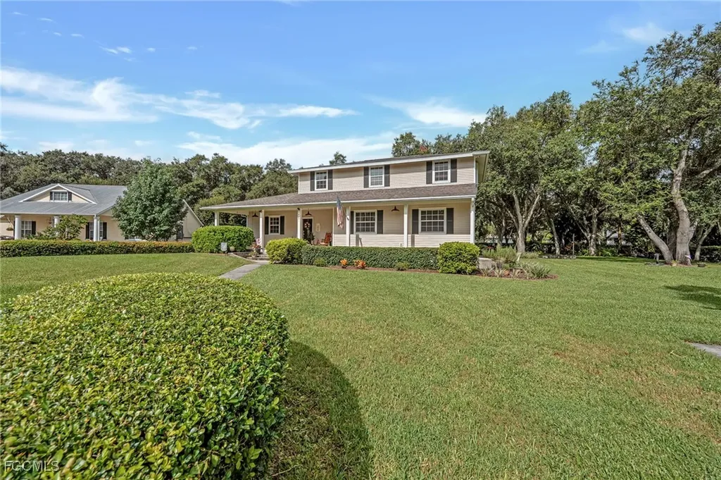 4691 Long Lake Drive Fort Myers FL 33905