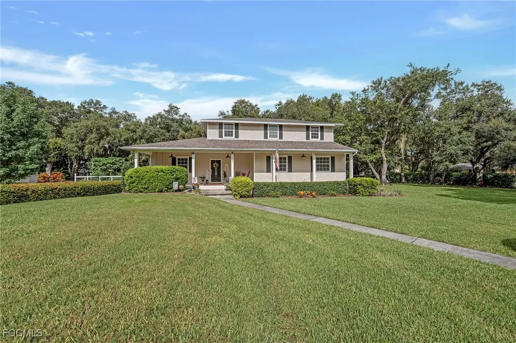 4691 Long Lake Drive Fort Myers FL 33905