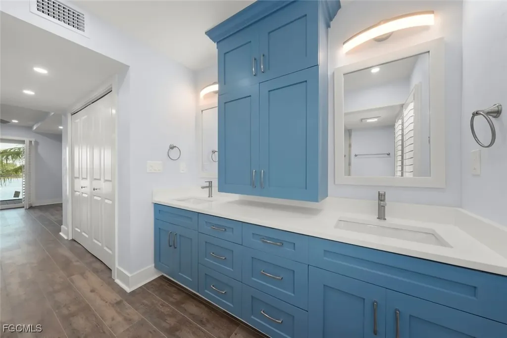 1611 Sand Castle Road Sanibel FL 33957