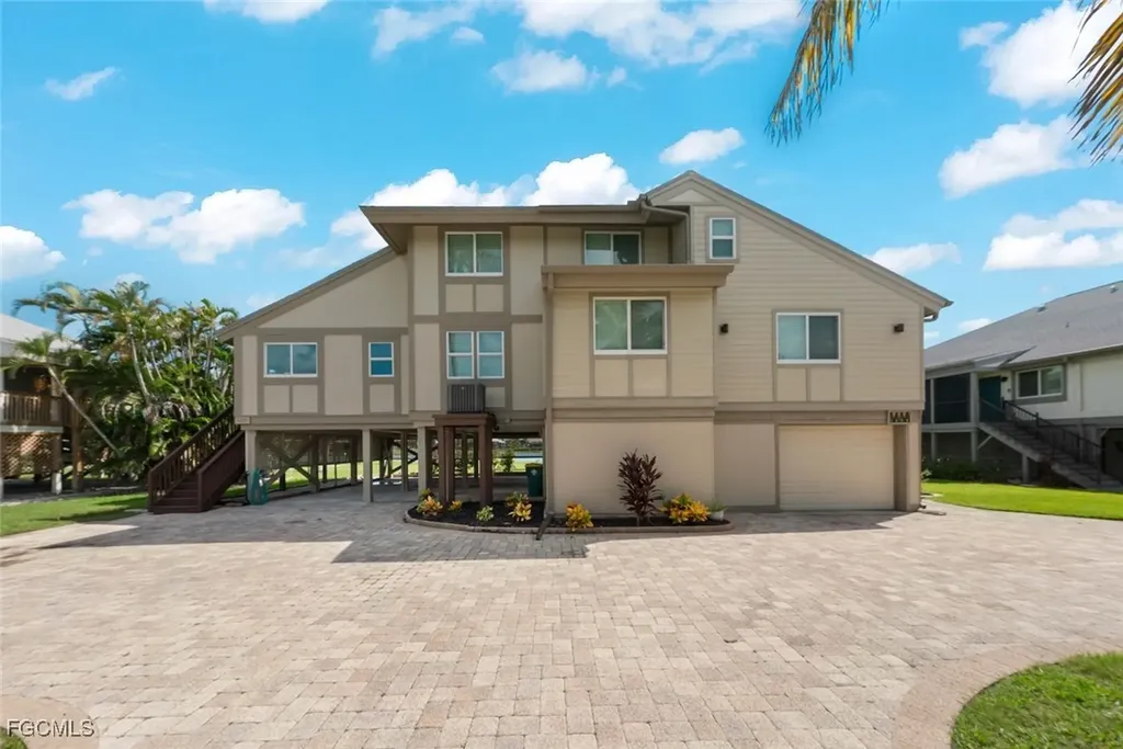1611 Sand Castle Road Sanibel FL 33957