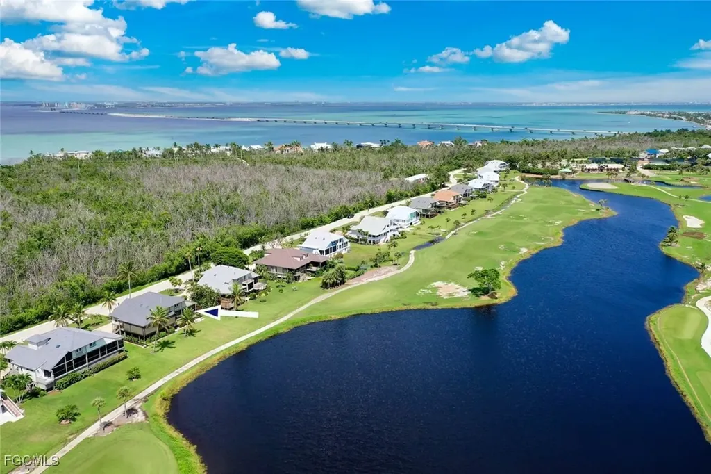 1611 Sand Castle Road Sanibel FL 33957