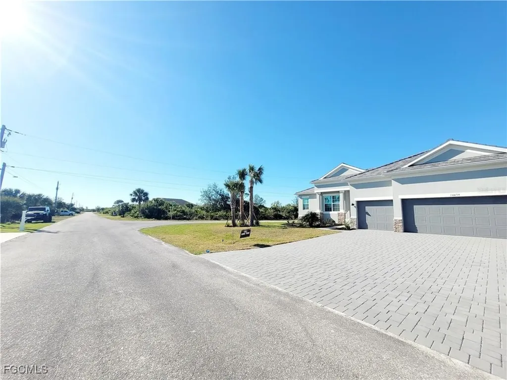 14442 Amestoy Avenue Port Charlotte FL 33981