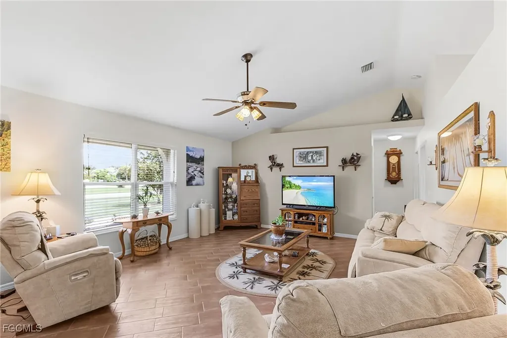 1708 SE 6th Street Cape Coral FL 33990