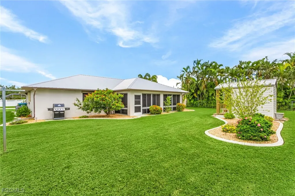 1708 SE 6th Street Cape Coral FL 33990