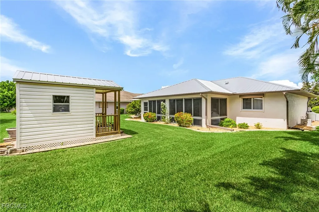 1708 SE 6th Street Cape Coral FL 33990
