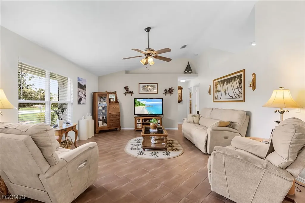 1708 SE 6th Street Cape Coral FL 33990